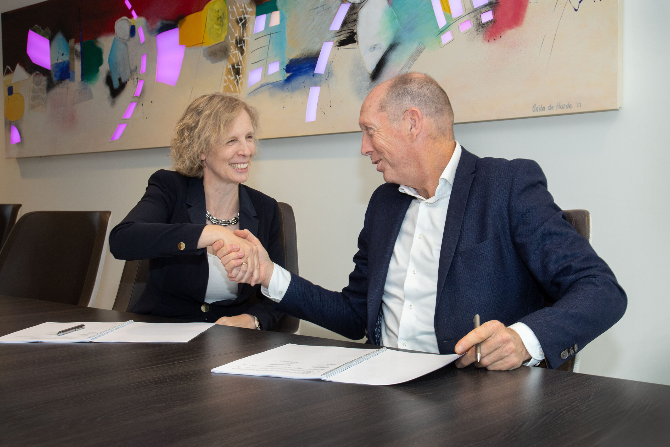 Ondertekening Centrada en gemeente Lelystad